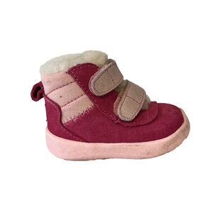 Uggs Girls Pink Boots size: 0-1 Infant